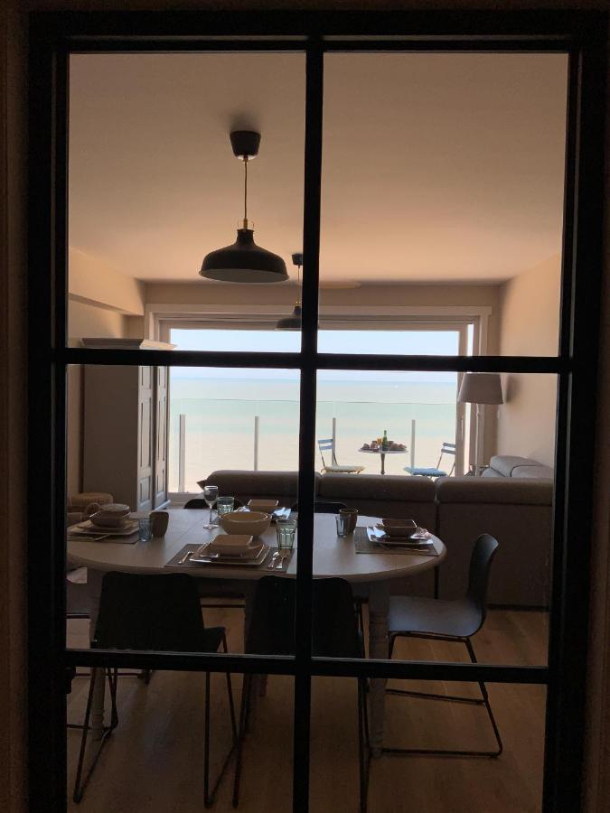 Genieten Van De Vlaamse Kust Met Prachtig Zeezicht De Haan Exterior photo